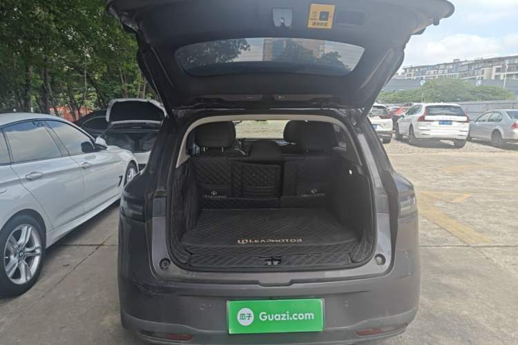 Used Leapmotor B10 2025 510 Joyful Edition Trunk