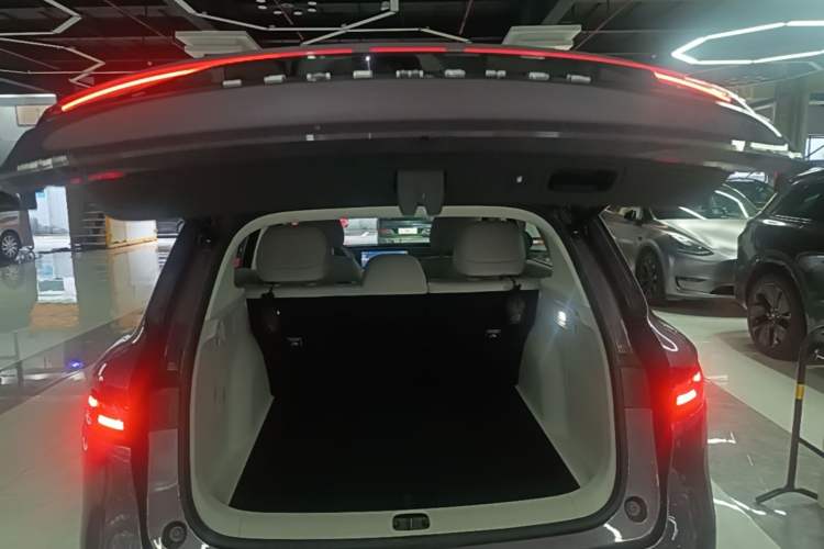 Used Leapmotor B10 2025 510 Joyful Edition Trunk
