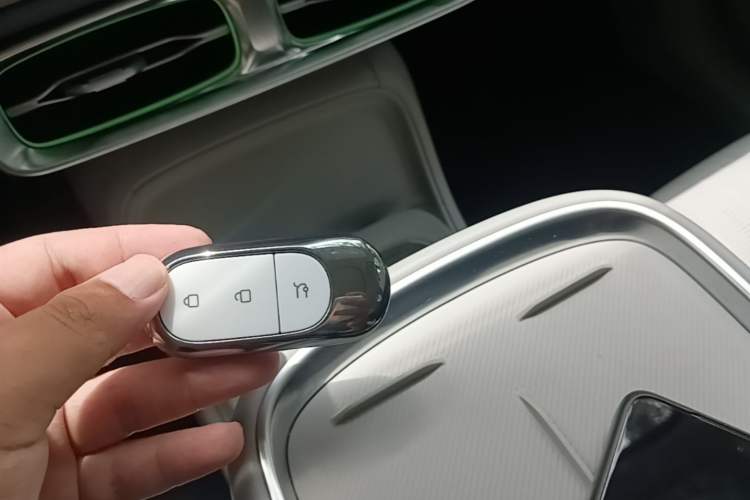 Used Leapmotor B10 2025 510 LiDAR Version Vehicle Key
