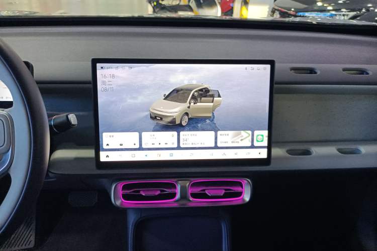 Used Leapmotor B10 2025 510 LiDAR Version Audio And AC Panel
