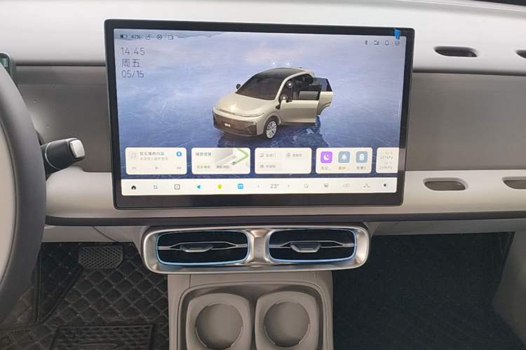 Used Leapmotor B10 2025 600 LiDAR Version Audio And AC Panel
