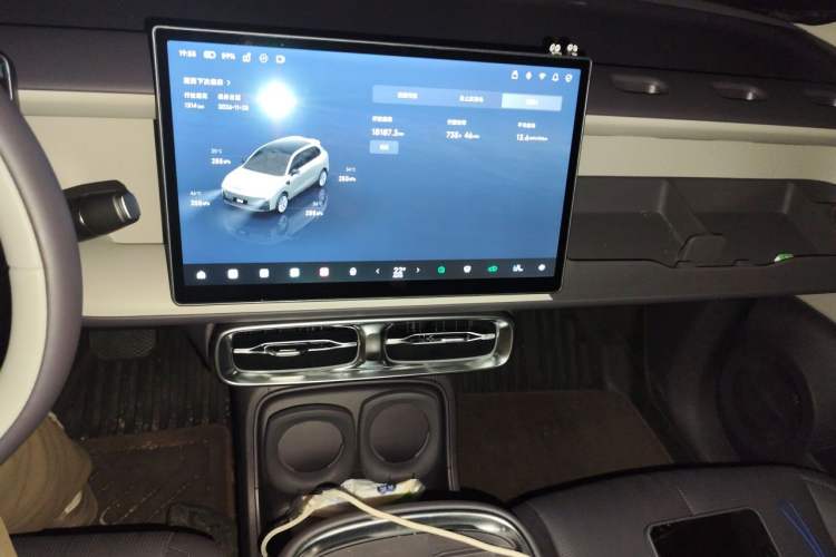 Used Leapmotor B10 2025 510 LiDAR Version Audio And AC Panel