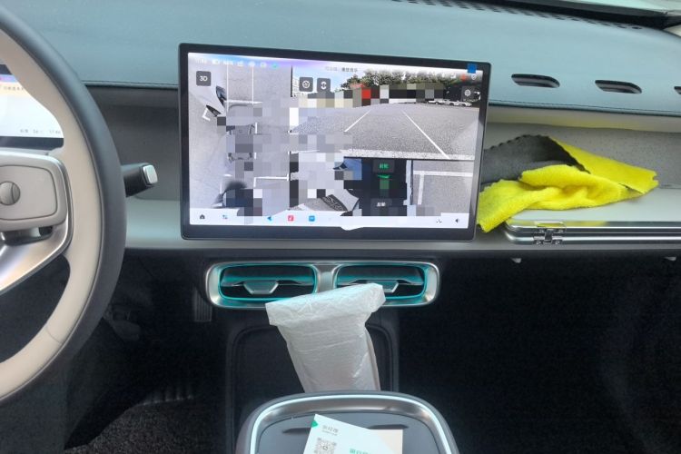 Used Leapmotor B10 2025 510 LiDAR Version Audio And AC Panel