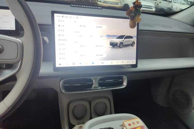 Used Leapmotor B10 2025 510 LiDAR Version Audio And AC Panel