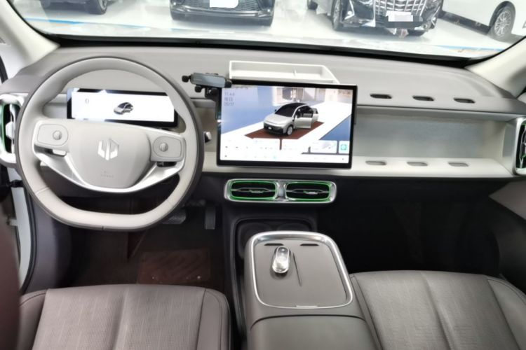 Used Leapmotor B10 2025 510 Joyful Edition Center Console