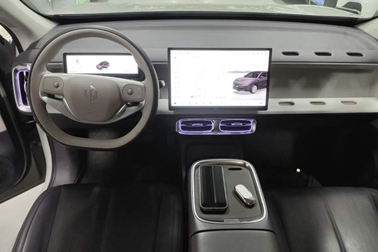 Used Leapmotor B10 2025 510 Joyful Edition Center Console