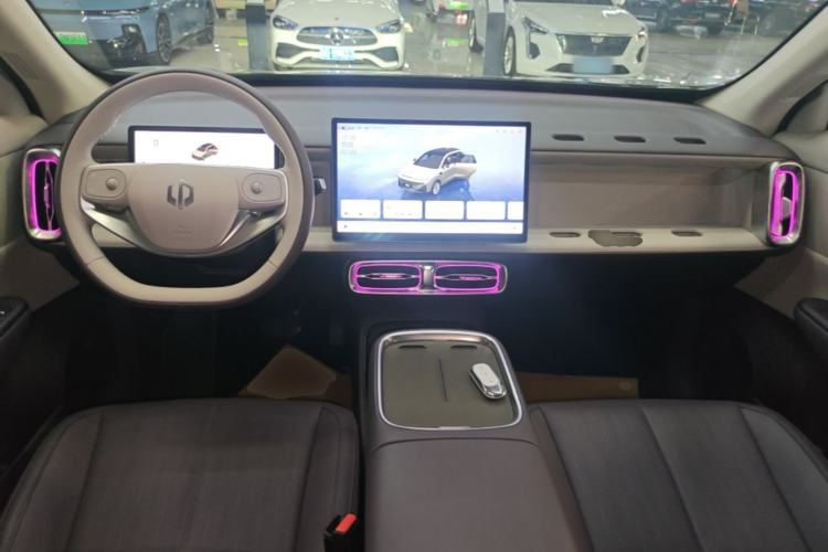 Used Leapmotor B10 2025 510 Joyful Edition Center Console