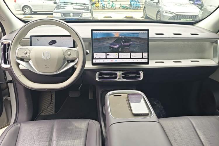 Used Leapmotor B10 2025 510 Joyful Edition Center Console