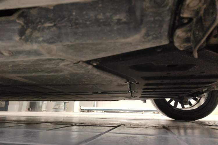 Used Leapmotor B10 2025 510 Joyful Edition Chassis Front Left