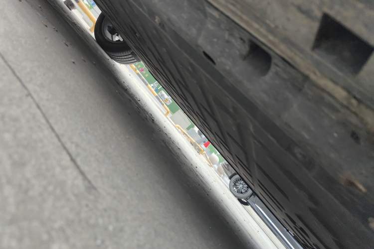 Used Leapmotor B10 2025 510 Joyful Edition Chassis Front Right