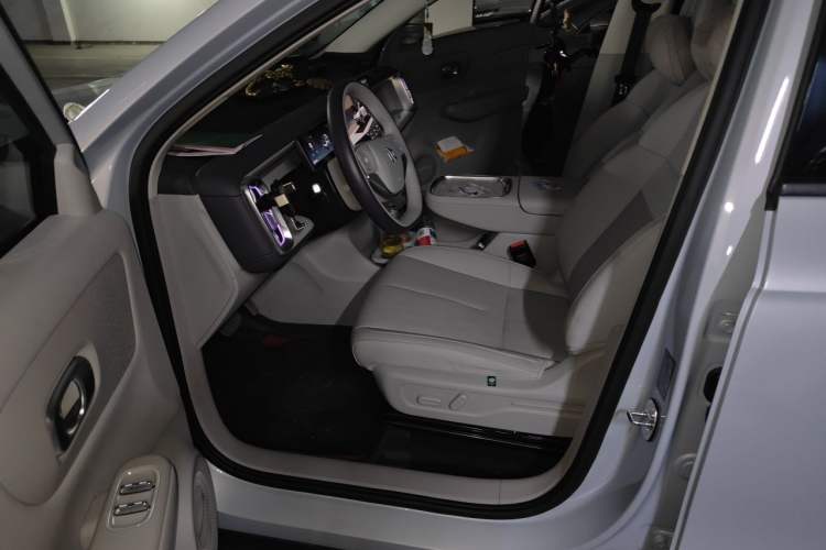Used Leapmotor B10 2025 600 LiDAR Version Driver Seat