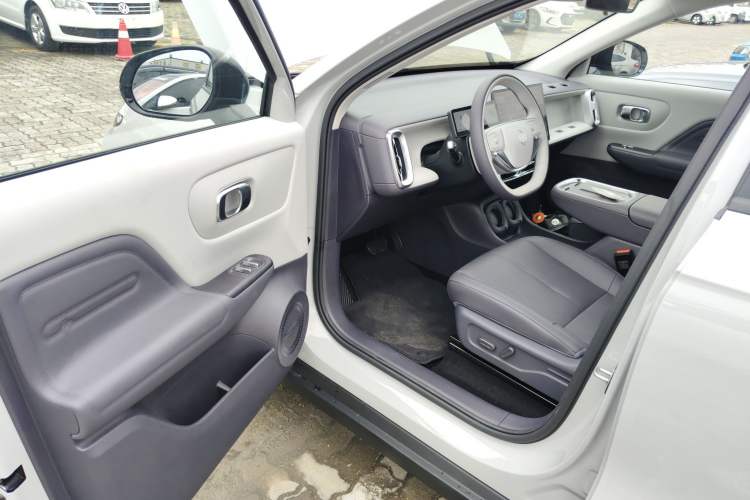 Used Leapmotor B10 2025 600 LiDAR Version Driver Seat