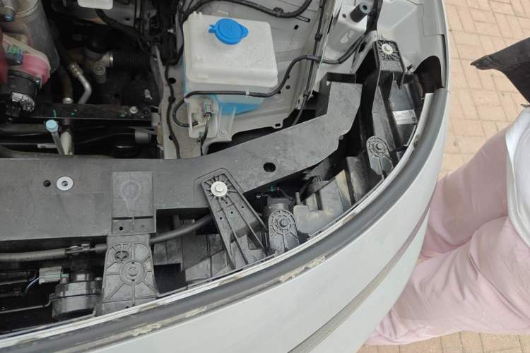 Used Leapmotor B10 2025 510 Joyful Edition Engine Bay Left