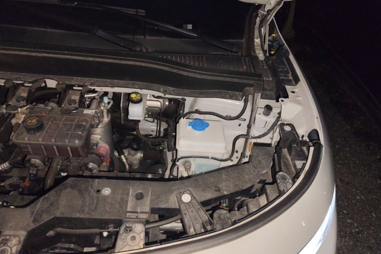 Used Leapmotor B10 2025 510 LiDAR Version Engine Bay Left