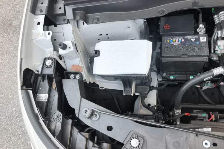 Used Leapmotor B10 2025 510 LiDAR Version Engine Bay Right