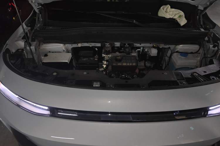 Used Leapmotor B10 2025 600 LiDAR Version Engine Bay