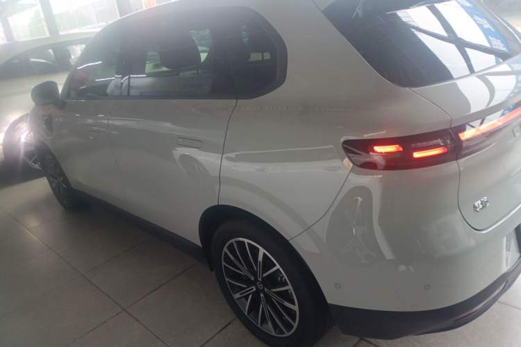 Used Leapmotor B10 2025 510 LiDAR Version Exterior 3