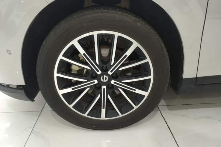 Used Leapmotor B10 2025 510 Joyful Edition Exterior 4