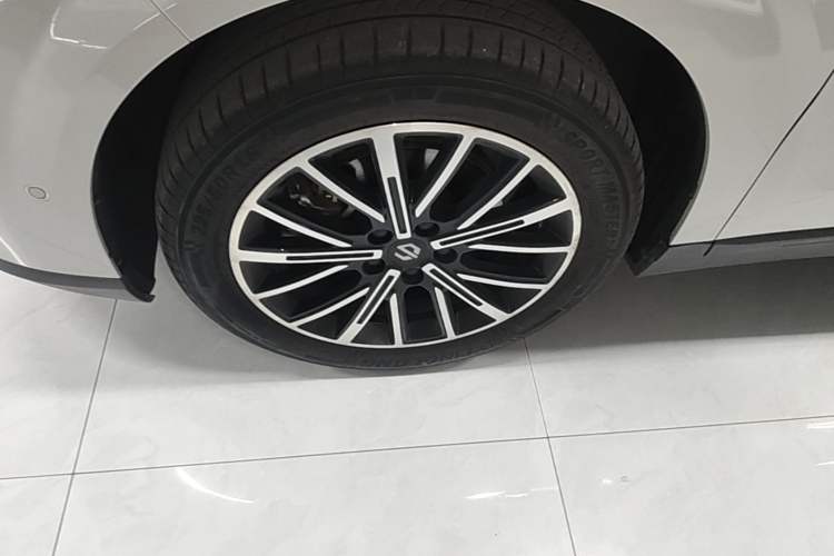 Used Leapmotor B10 2025 510 Joyful Edition Exterior 4
