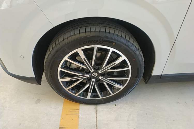 Used Leapmotor B10 2025 510 Joyful Edition Exterior 4