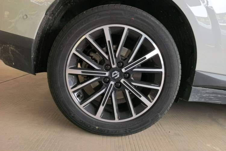 Used Leapmotor B10 2025 510 Joyful Edition Exterior 5