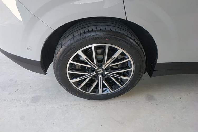 Used Leapmotor B10 2025 510 Joyful Edition Exterior 5