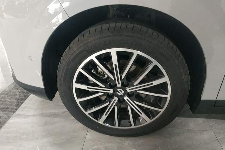 Used Leapmotor B10 2025 510 Joyful Edition Exterior 7