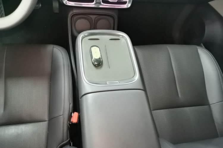 Used Leapmotor B10 2025 510 Joyful Edition Gear Lever