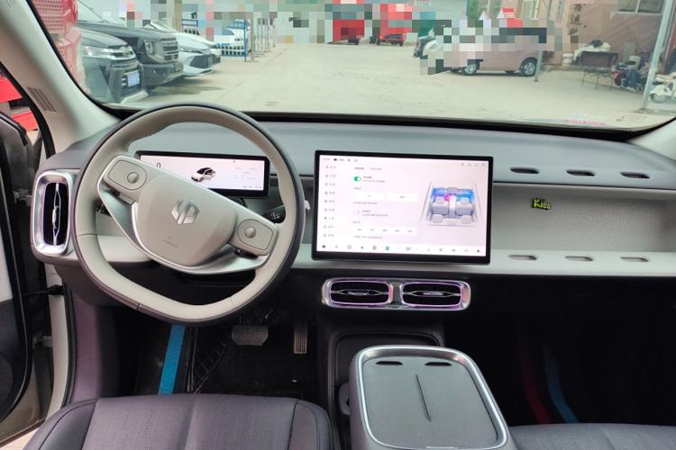 Used Leapmotor B10 2025 510 Joyful Edition Interior 3