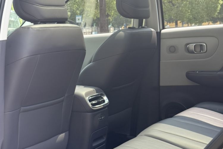 Used Leapmotor B10 2025 510 Joyful Edition Interior 4