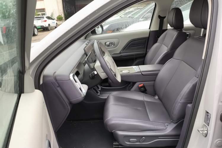 Used Leapmotor B10 2025 510 Joyful Edition Left Front Seat