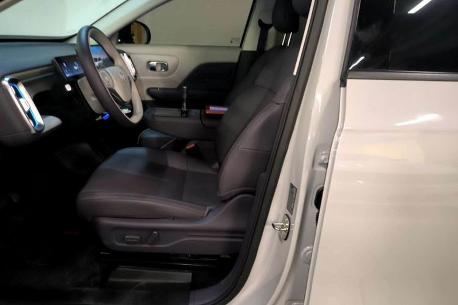 Used Leapmotor B10 2025 600 LiDAR Version Left Front Seat