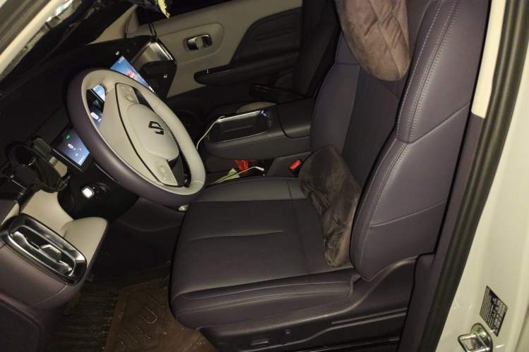 Used Leapmotor B10 2025 510 LiDAR Version Left Front Seat