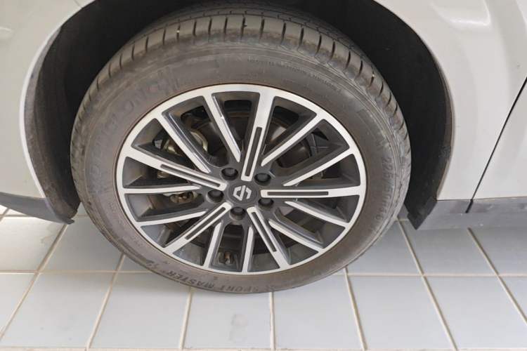 Used Leapmotor B10 2025 510 Joyful Edition Left Front Wheel Hub