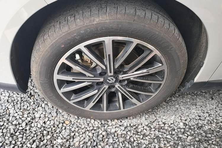 Used Leapmotor B10 2025 600 LiDAR Version Left Front Wheel Hub