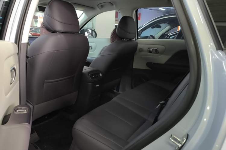 Used Leapmotor B10 2025 510 Joyful Edition Left Rear Seat