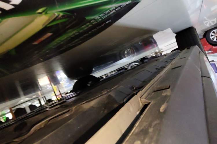 Used Leapmotor B10 2025 510 Joyful Edition Left Side Sill