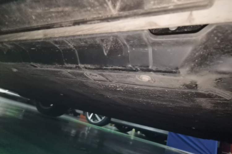 Used Leapmotor B10 2025 510 Joyful Edition Left Side Sill