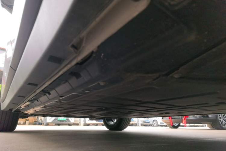 Used Leapmotor B10 2025 510 Joyful Edition Left Side Sill