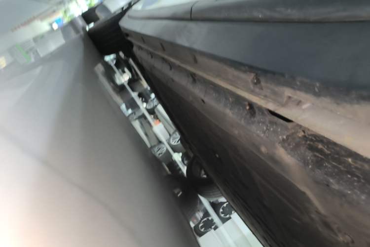 Used Leapmotor B10 2025 510 Joyful Edition Left Side Sill