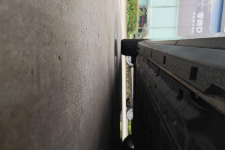 Used Leapmotor B10 2025 510 Joyful Edition Left Side Sill