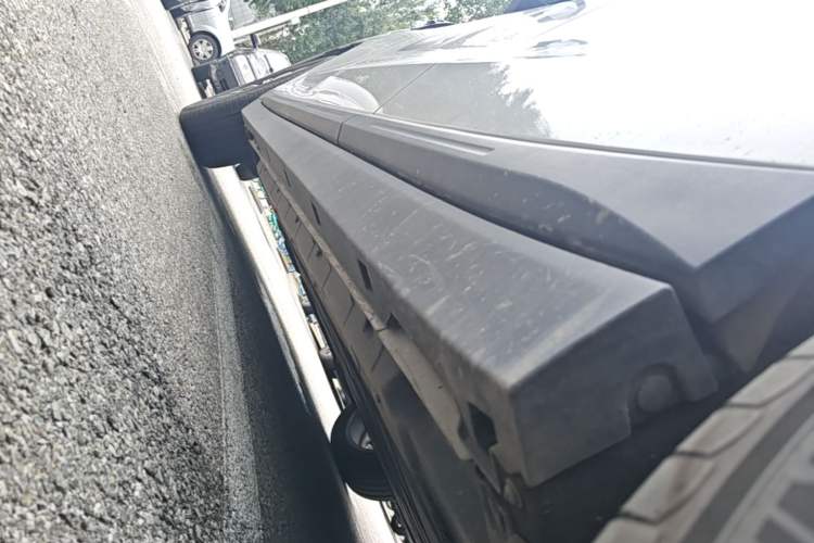 Used Leapmotor B10 2025 510 Joyful Edition Left Side Sill