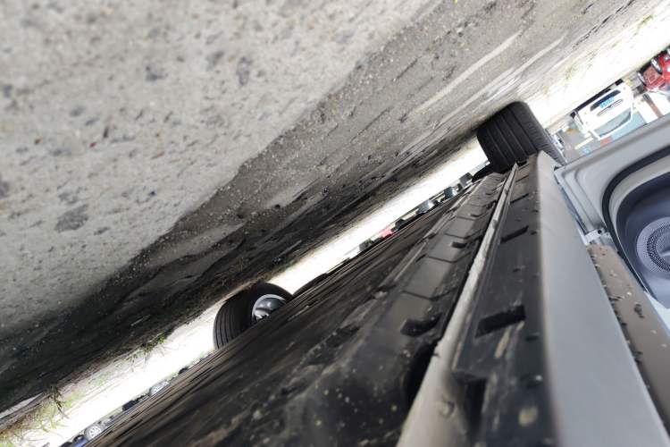 Used Leapmotor B10 2025 600 LiDAR Version Left Side Sill