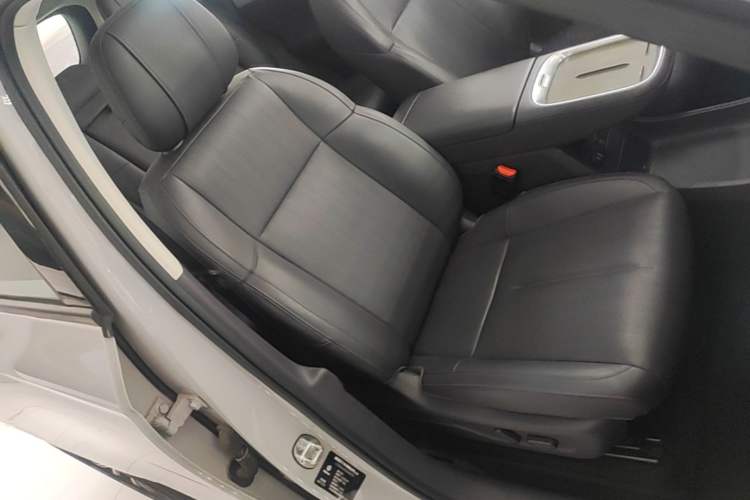 Used Leapmotor B10 2025 510 Joyful Edition Right Front Seat
