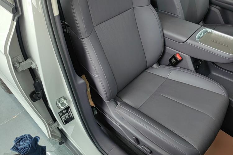 Used Leapmotor B10 2025 510 Joyful Edition Right Front Seat