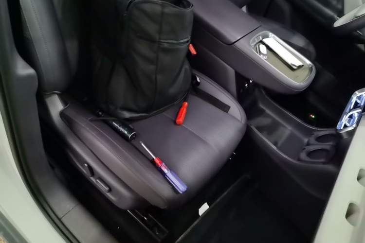 Used Leapmotor B10 2025 510 Joyful Edition Right Front Seat