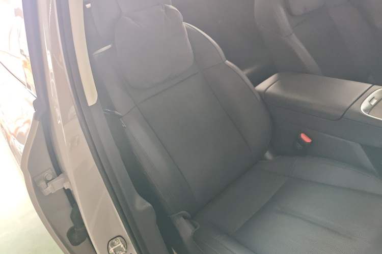 Used Leapmotor B10 2025 510 Joyful Edition Right Front Seat