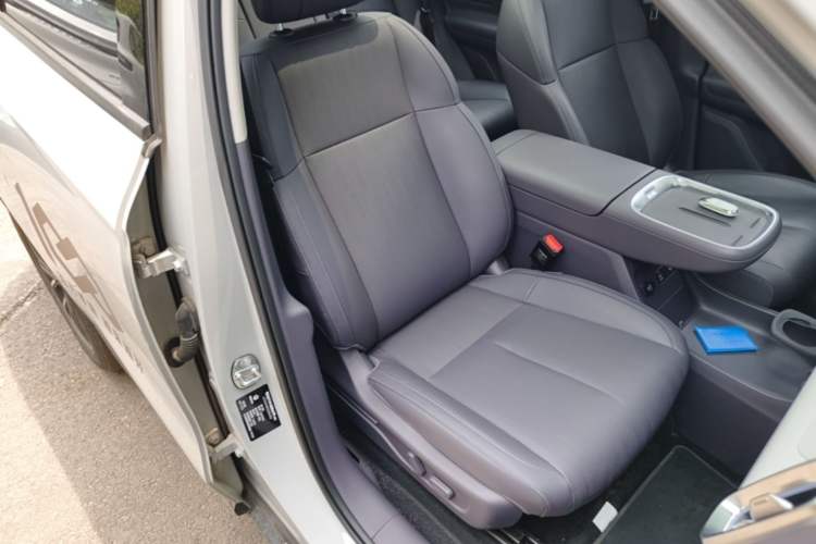 Used Leapmotor B10 2025 510 Joyful Edition Right Front Seat