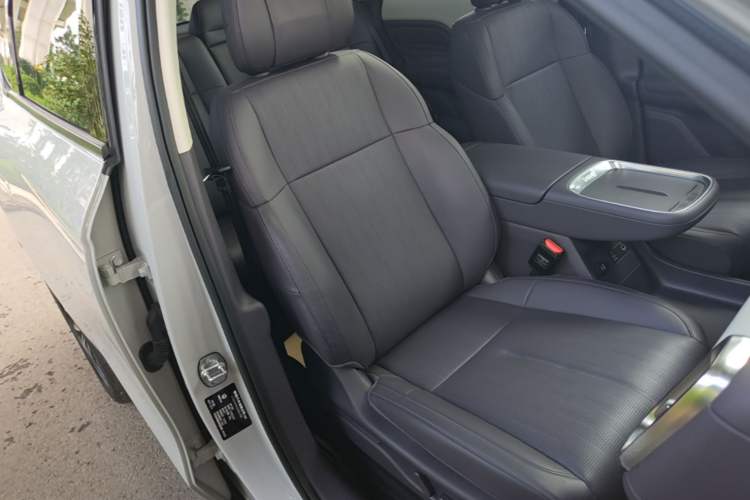Used Leapmotor B10 2025 510 Joyful Edition Right Front Seat