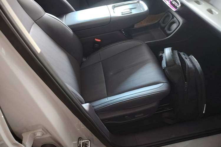 Used Leapmotor B10 2025 510 Joyful Edition Right Front Seat